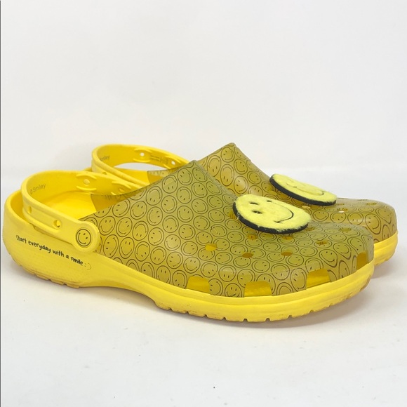 Crocs Translucent Smiley Fuzzy Yellow Patch 207213-90H Men’s Clogs - Size 13